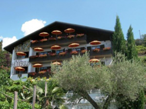 Hotel Garni Hubertus Tirolo